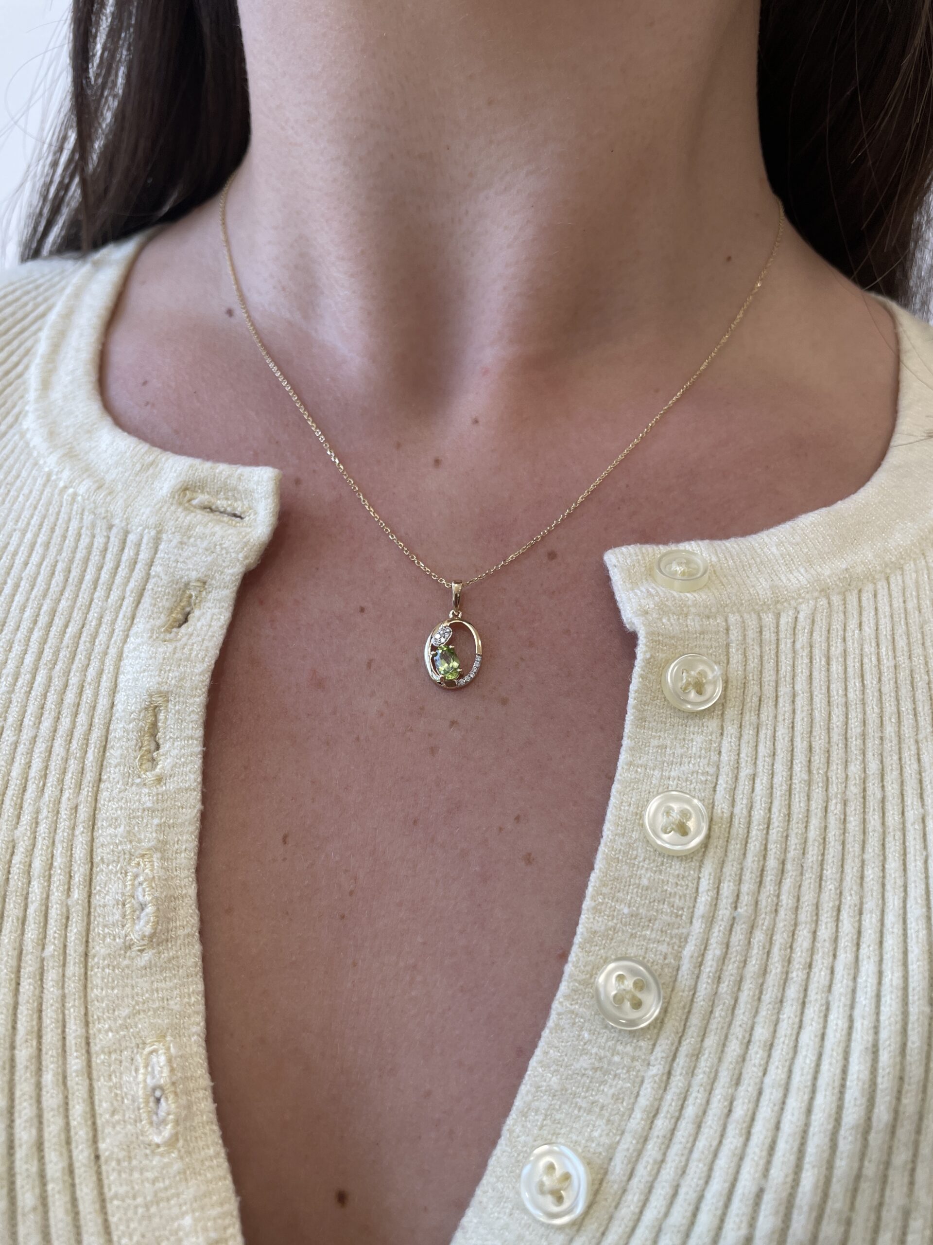 Yellow Gold Peridot Necklace with Diamonds